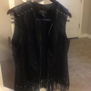 ISABEL Leather vest with fringe